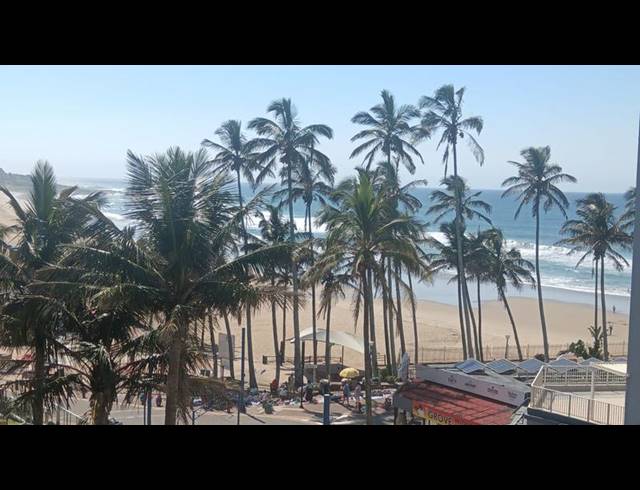 2 BEDROOM APARTMENT FOR SALE IN MARGATE BEACH